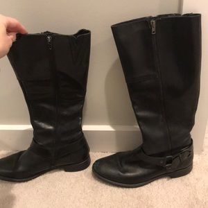 BLACK ALDO BOOTS